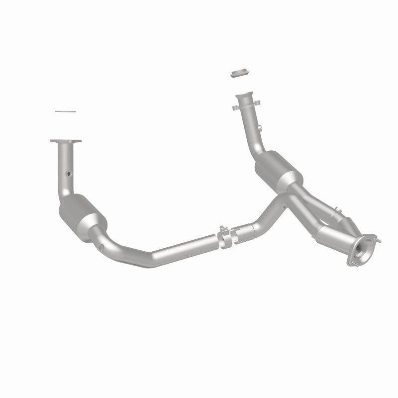 MagnaFlow Conv Direct Fit OEM 2005 GMC Sierra/Chevrolet Silverado 1500/Cadillac Escalade Underbody - Burkken Auto Parts