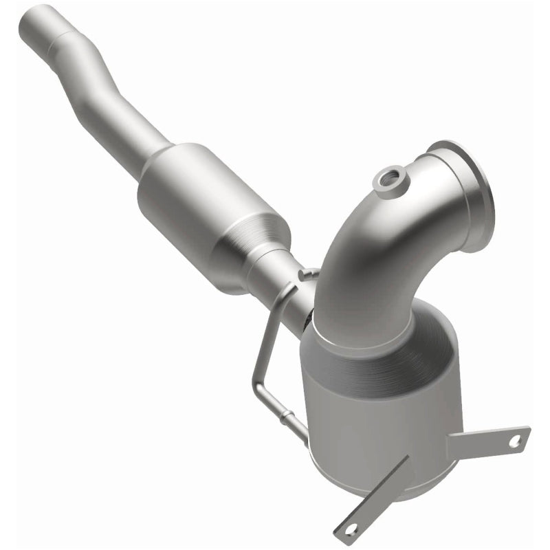 Magnaflow 16-18 Volkswagen Jetta L4 OEM Underbody Single Direct Fit Converter - Burkken Auto Parts