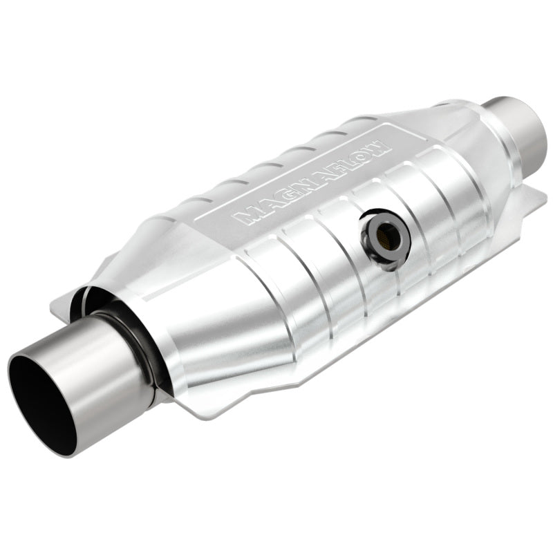 MagnaFlow Conv Univ 2.5 OBDII Rear Mid-Bed 02 - Burkken Auto Parts