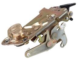 Dansk Left Door Lock Assembly (78-94) - 96453105301 - Burkken Auto Parts