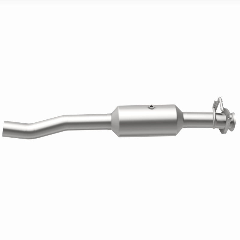 MagnaFlow 16-19 Ford F-650 V10 6.8L Underbody Direct Fit Catalytic Converter - Burkken Auto Parts