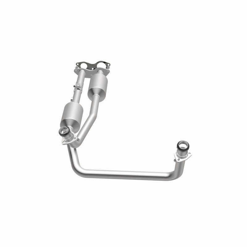 MagnaFlow Converter Direct Fit California Grade 96-00 GM Tahoe/Yukon/Escalade 5.7L - Burkken Auto Parts