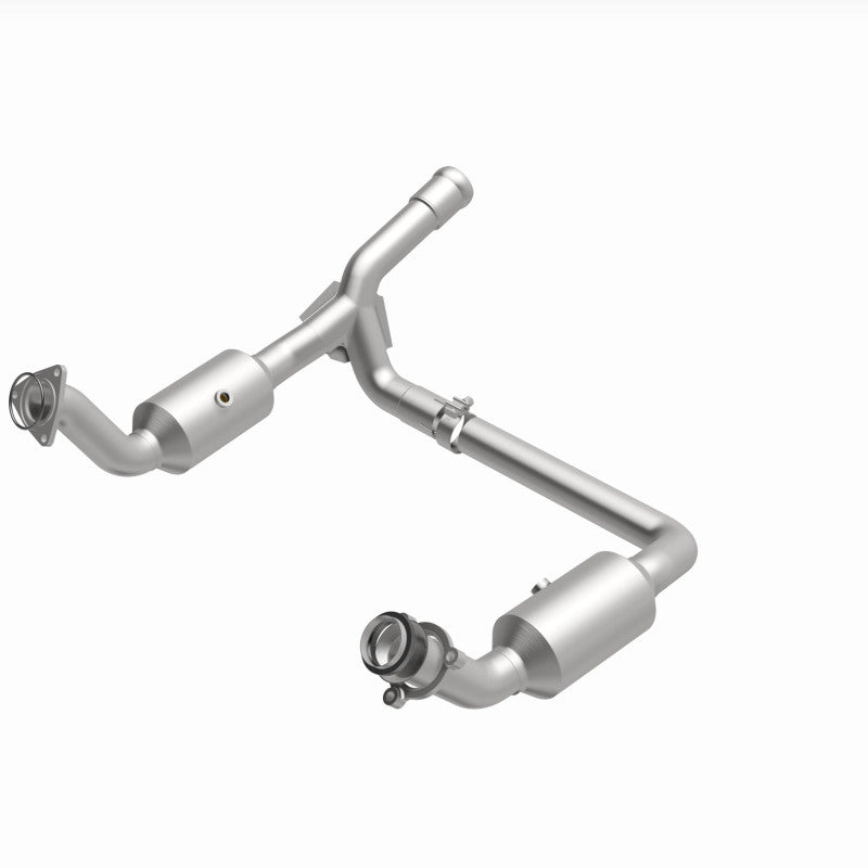Magnaflow 19-20 GMC Sierra 1500 Single Underbody 4.3L/5.3L Direct Fit Catalytic Converter - Burkken Auto Parts