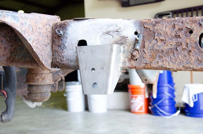 Rust Buster 09-18 Dodge Ram 1500 All Cab/Bed Config. Sway Bar Link Bracket - Left